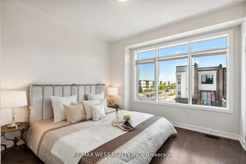 147 Salterton Circle, ON L6A 2Z2