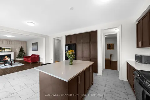 15 Hummingbird Grove, ON L0G 1W0