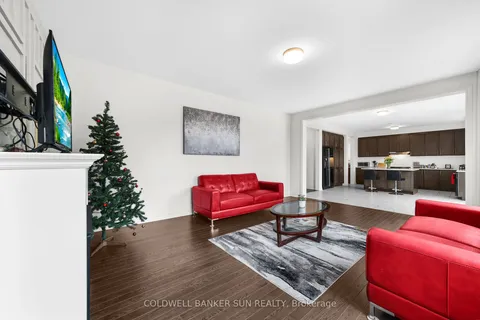 15 Hummingbird Grove, ON L0G 1W0