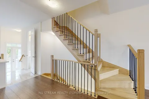 68 Clippers Crescent, ON L4A 4X7