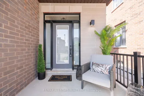 197 Boundary Boulevard, ON L4A 4W3