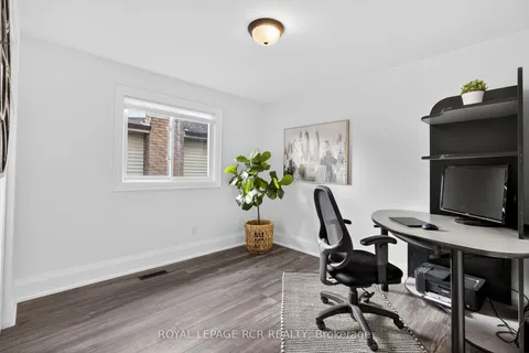 179 Tupper Street, ON L9R 1E1