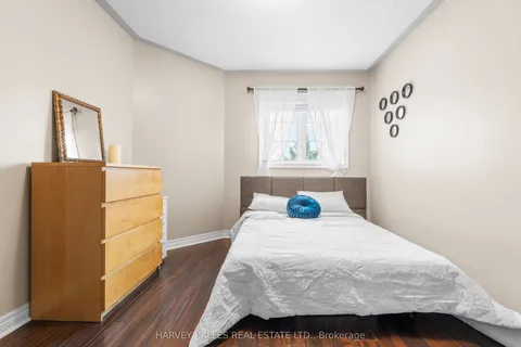 62 Kalmar Crescent, ON L4E 3Z4