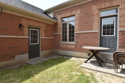 183 East's Corners Boulevard, ON L4H 3Z9