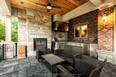 68 Maple Grove Avenue, ON L4E 2X2