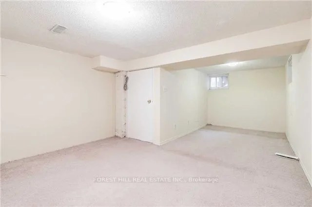 90 Arnold Avenue, ON L4J 1B5