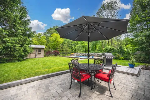 8071 4th Line, ON L0M 1B1