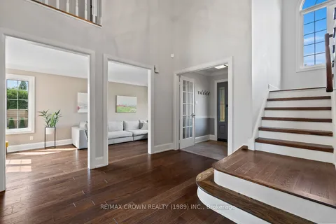 53 Cranberry Lane, ON L4G 5Y5