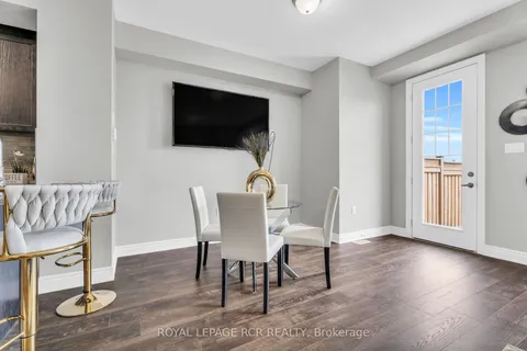 215 Walker Boulevard, ON L9R 0R2