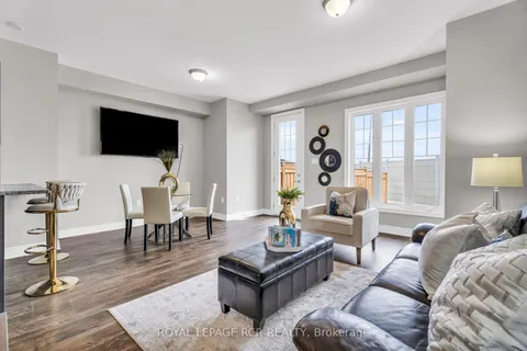 215 Walker Boulevard, ON L9R 0R2