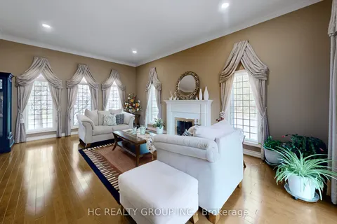 2 Glenridge Drive, ON L6C 1A1