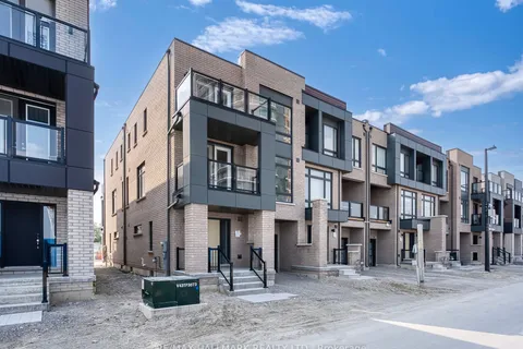 26 Dandara Gate, ON L4L 1V8