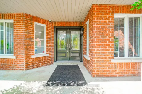 618 Foxcroft Boulevard, ON L3X 1N4