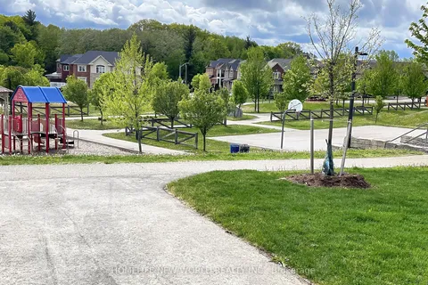 19 Ahchie Court, ON L6A 5E5