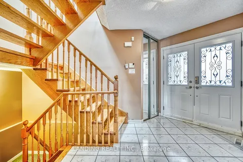 63 Ramblewood Lane, ON L4J 6R9