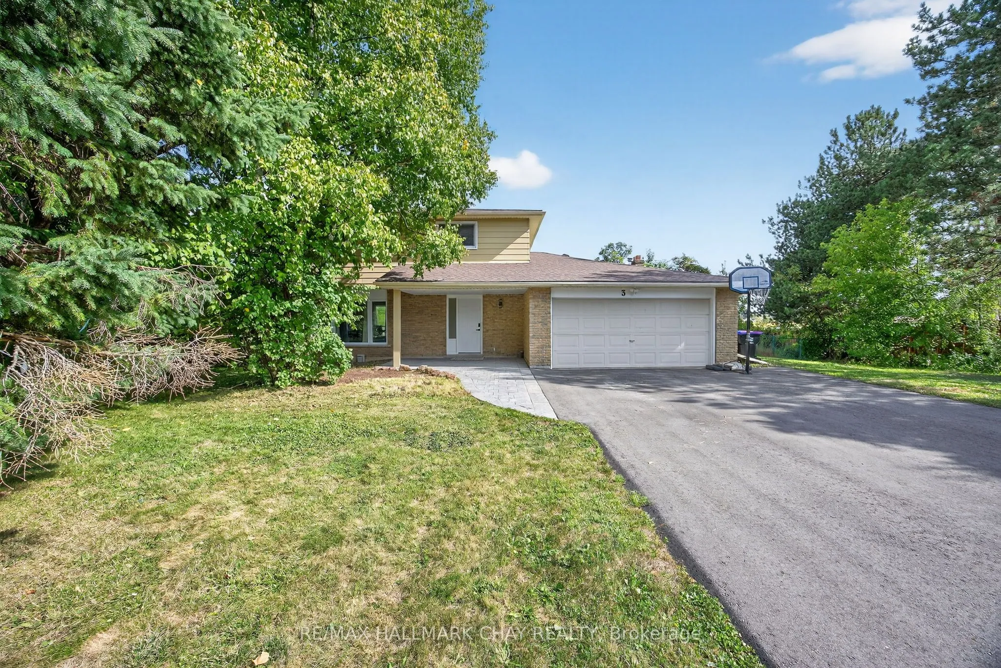 3 Simon Drive, ON L0G 1L0