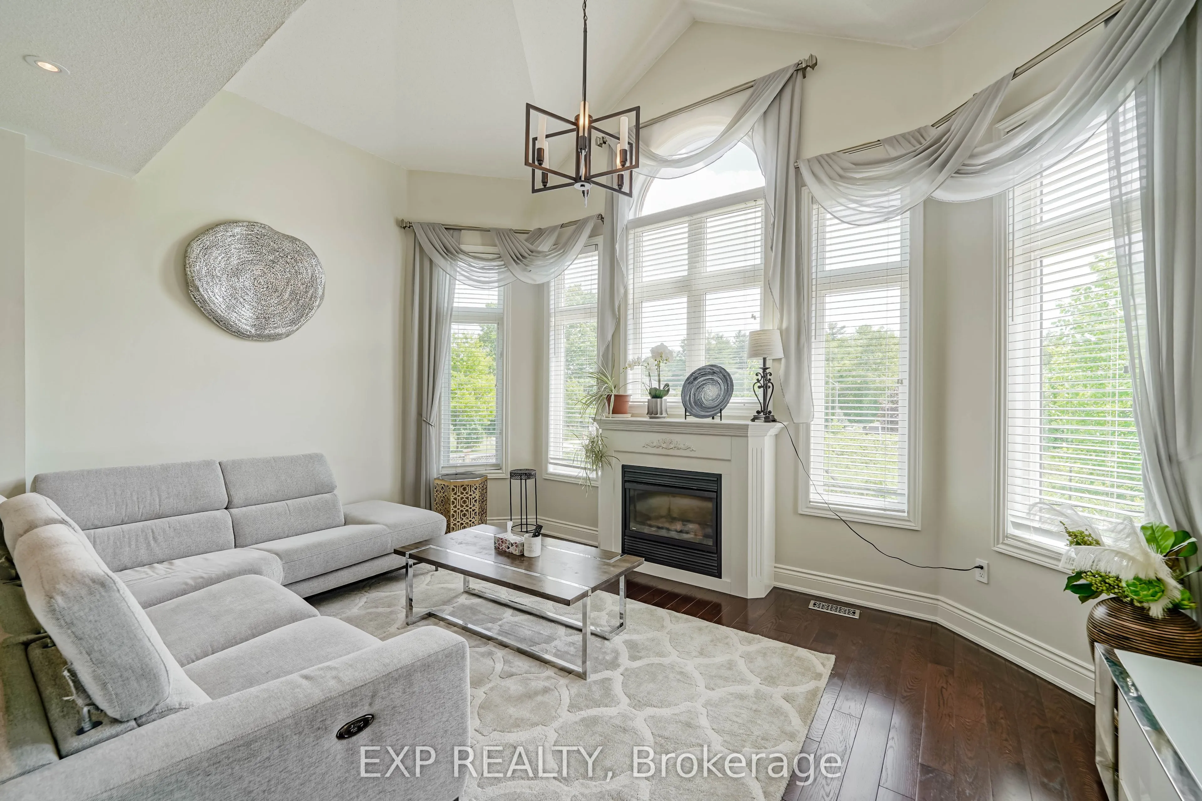 116 Colesbrook Road, ON L4S 2G3