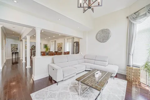 116 Colesbrook Road, ON L4S 2G3