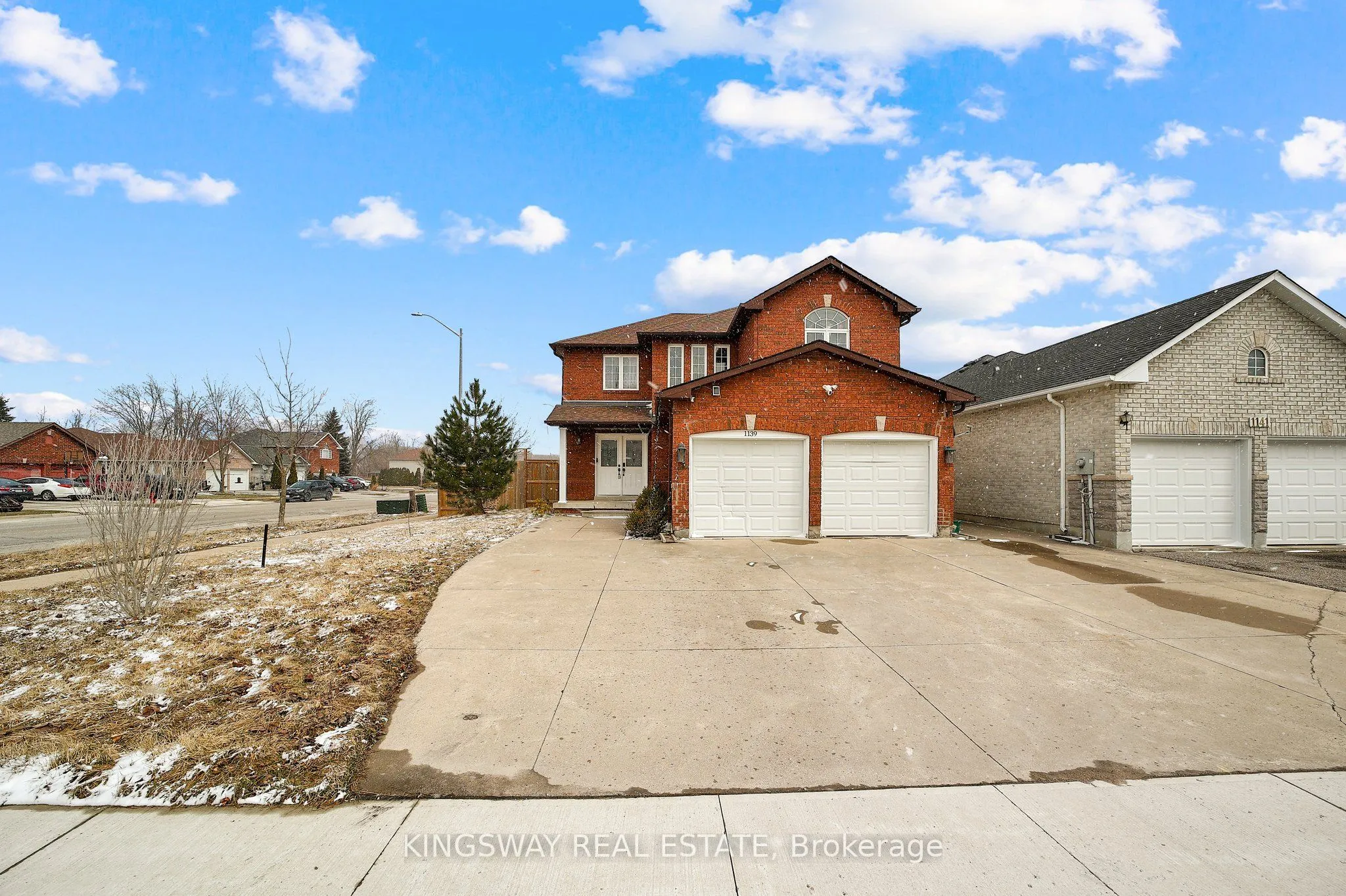 1139 ORIOLE Crescent, ON L9S 2A8