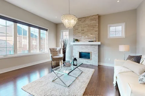 61 Match Point Court, ON L4G 3J1