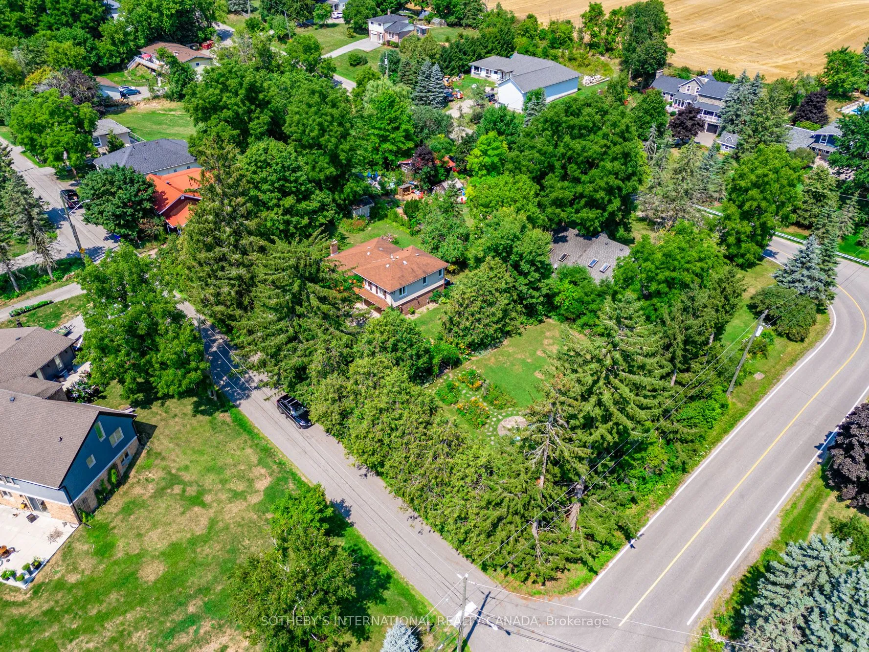 80 Centre Street, ON L0G 1T0