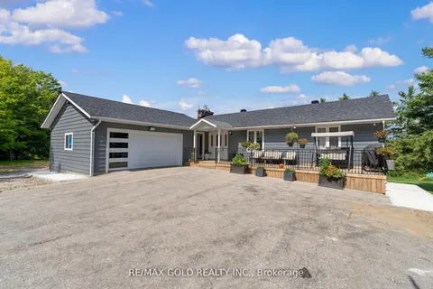 6820 16th Side Road, ON L0G 1T0