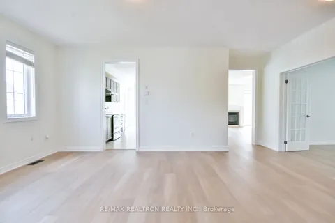 31 Gold Park Gate, ON L3W 0C2