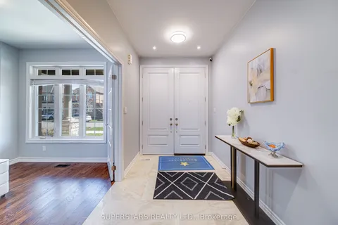 31 Roy Harper Avenue, ON L4G 0V4