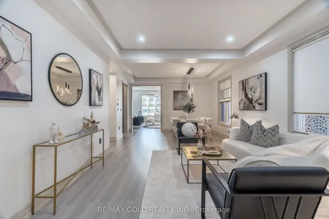 16 Frank Kelly Drive, ON L9N 0V2