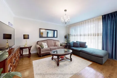 463 Judlea Court, ON L4C 2X8