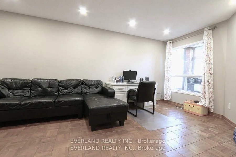 Detached living room at 87 Kyla Crescent Markham