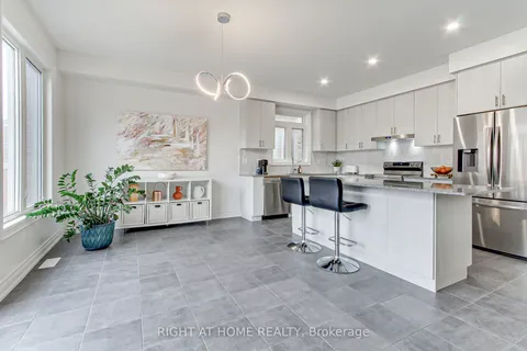 29 Pear Blossom Way, ON L9N 0T3