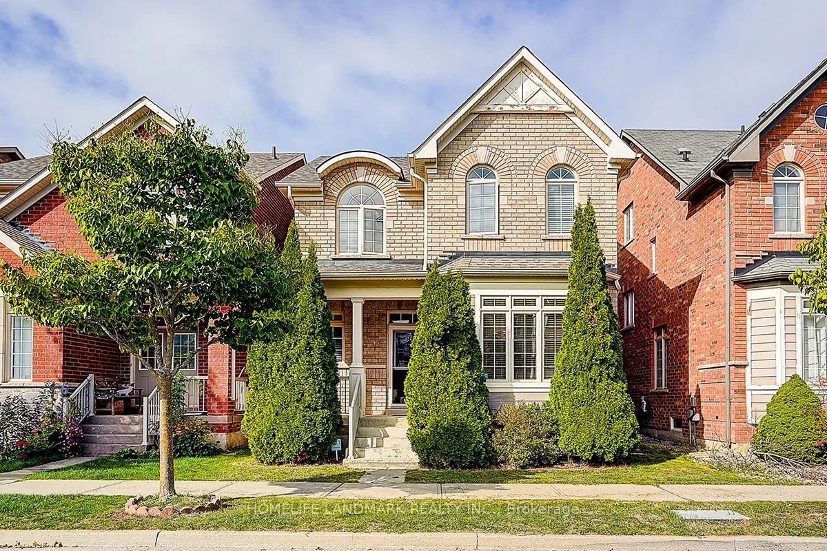 14 Tottenham Court, ON L6B 1H5