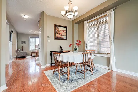 14 Tottenham Court, ON L6B 1H5