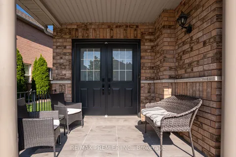 89 Ronan Crescent, ON L4H 2J6