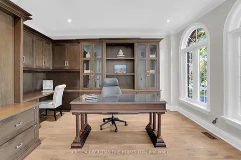 74 Mactaggart Drive, ON L0G 1N0