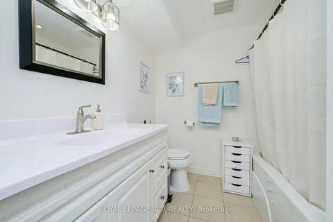 14 Holt Drive, ON L9R 0H6