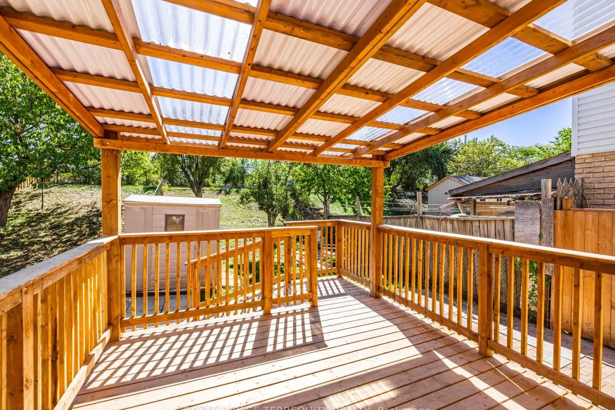 65 Bob O'link Avenue, ON L4K 1H1