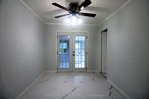 283 Woodycrest Avenue, ON L4P 2W3