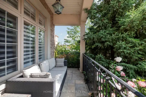 166 Stanton Avenue, ON L4H 3P5