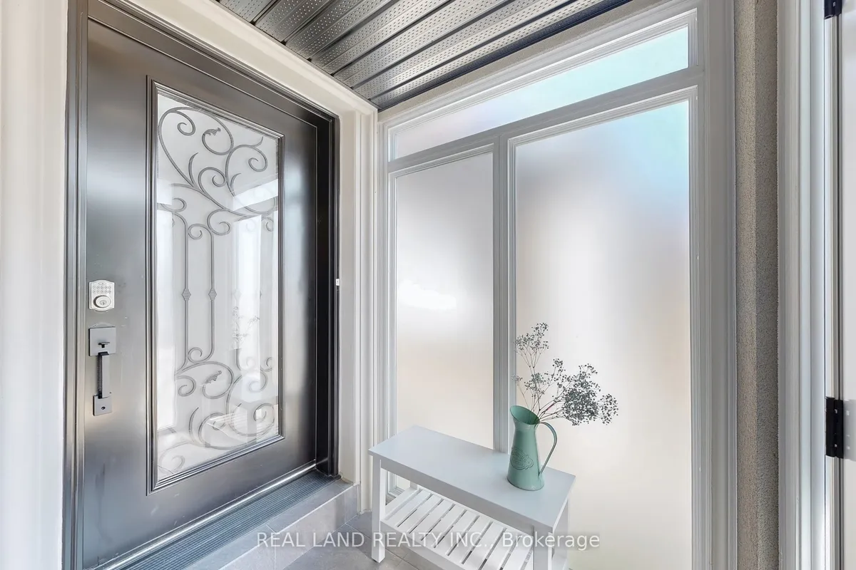 251 Glen Shields Avenue, ON L4K 2R1