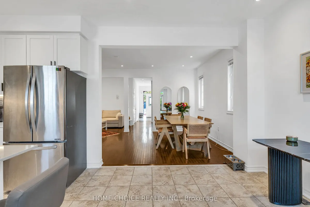 328 Rita's Avenue, ON L3X 2N2