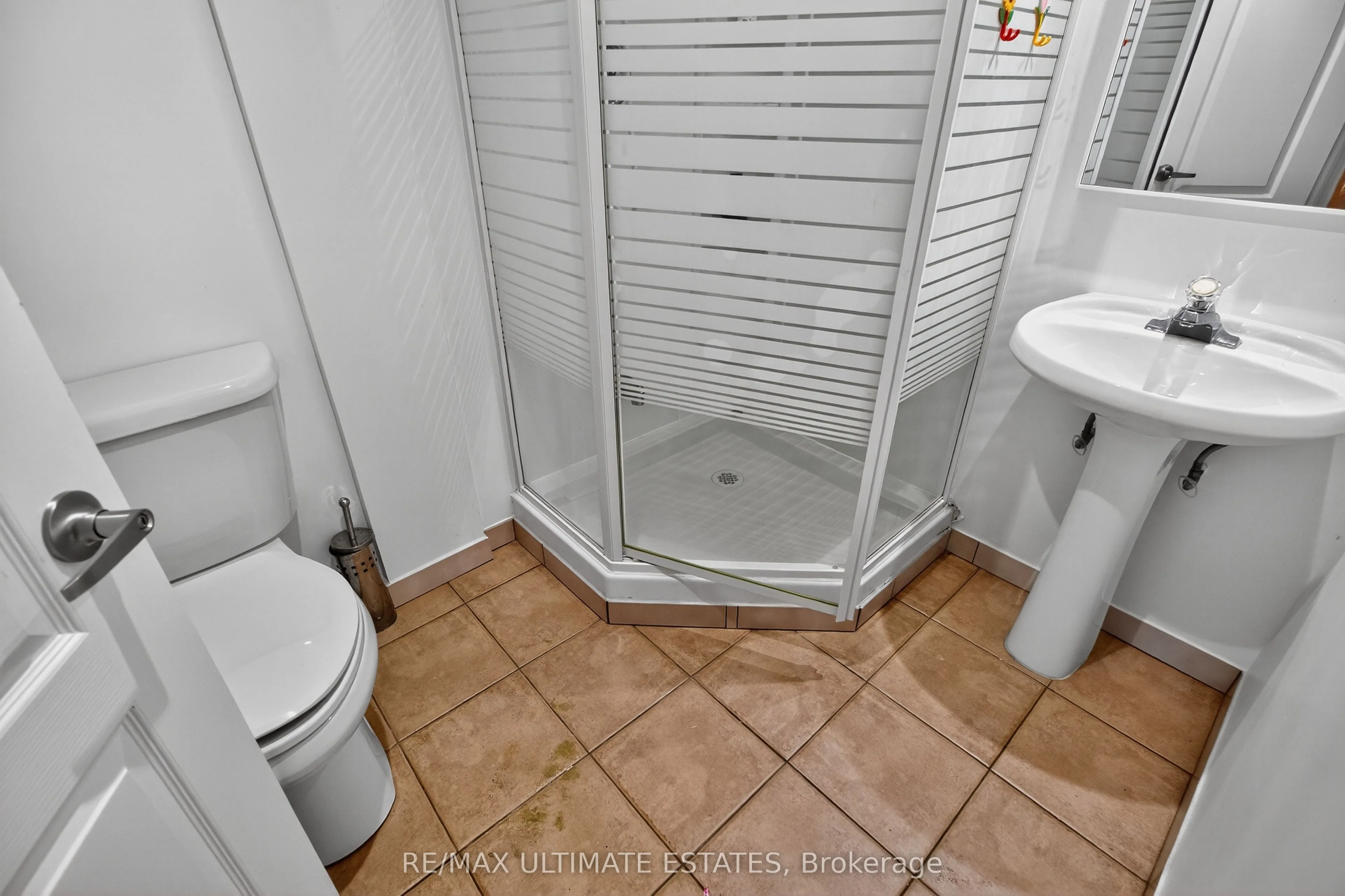 90 Hidden Trail Avenue, ON L4C 0H1