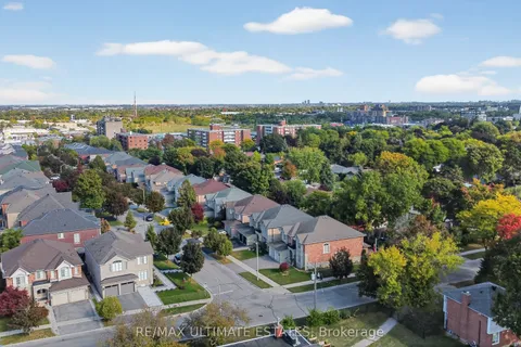 90 Hidden Trail Avenue, ON L4C 0H1