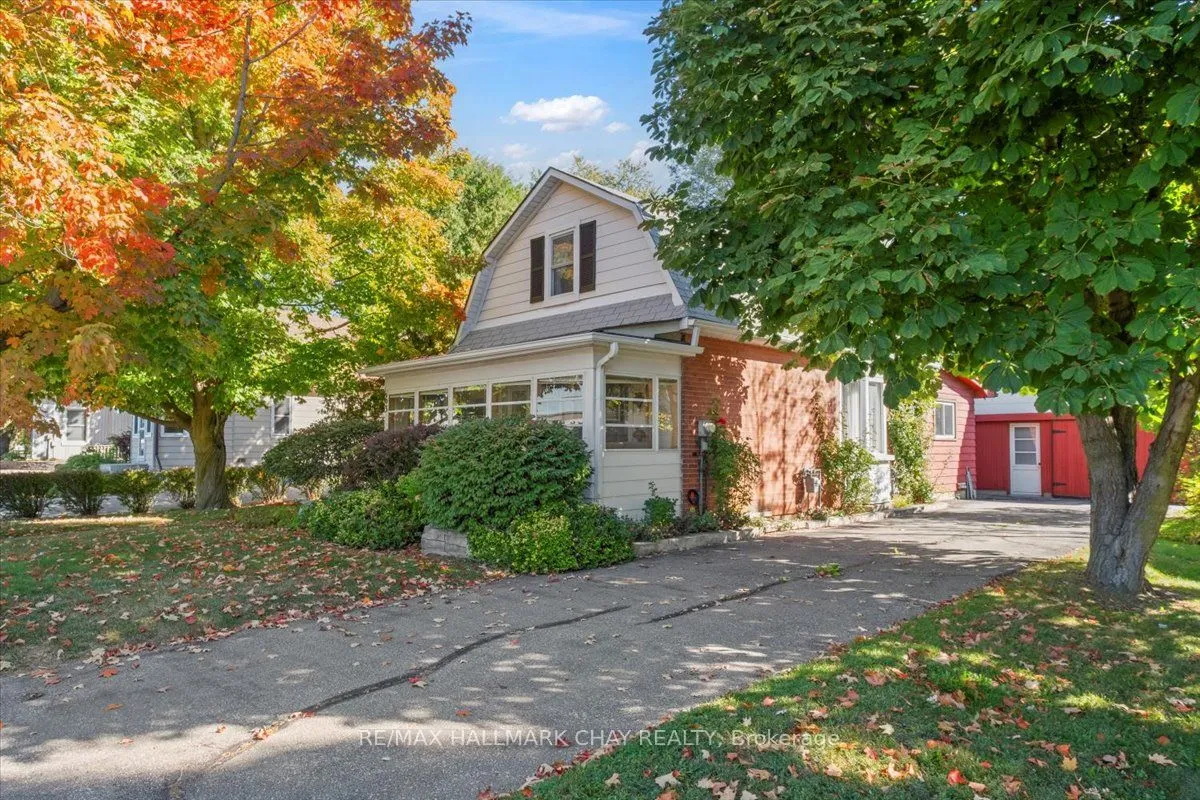 63 King Street, ON L9R 1B6