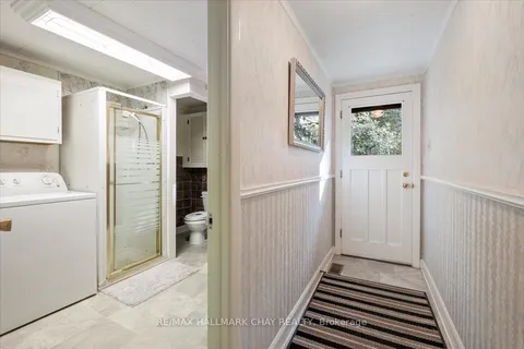 63 King Street, ON L9R 1B6