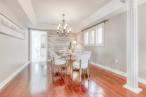 11 Saint Avenue, ON L3Z 3E6