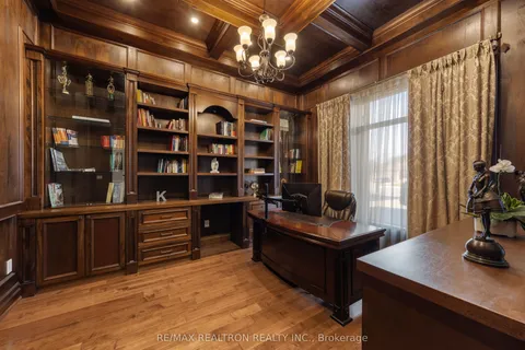 223 Crestwood Road, ON L4J 1A8