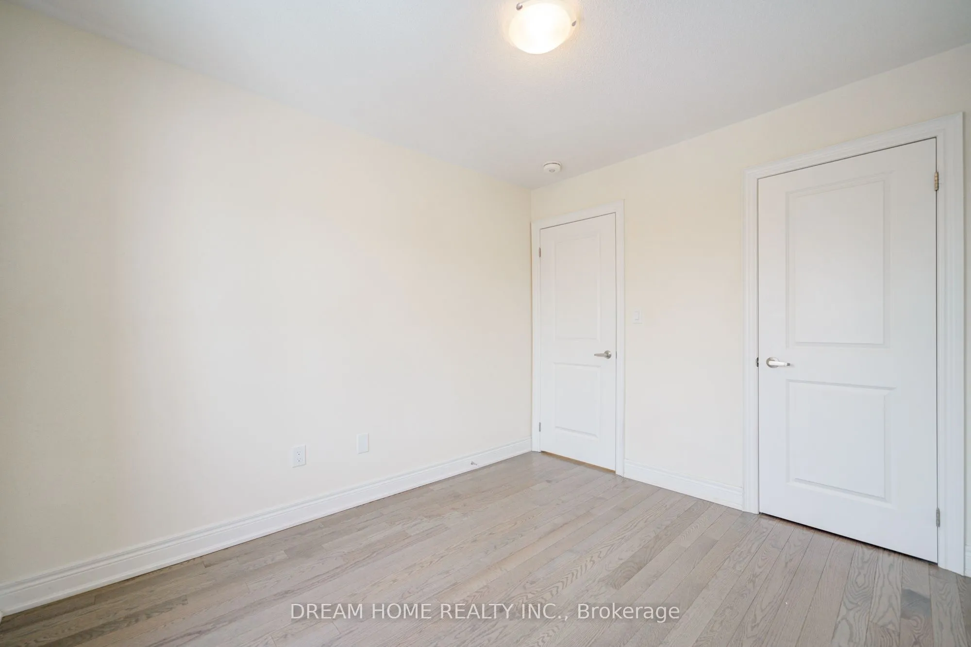 22 Thomas Hope Lane, ON L3S 0E9