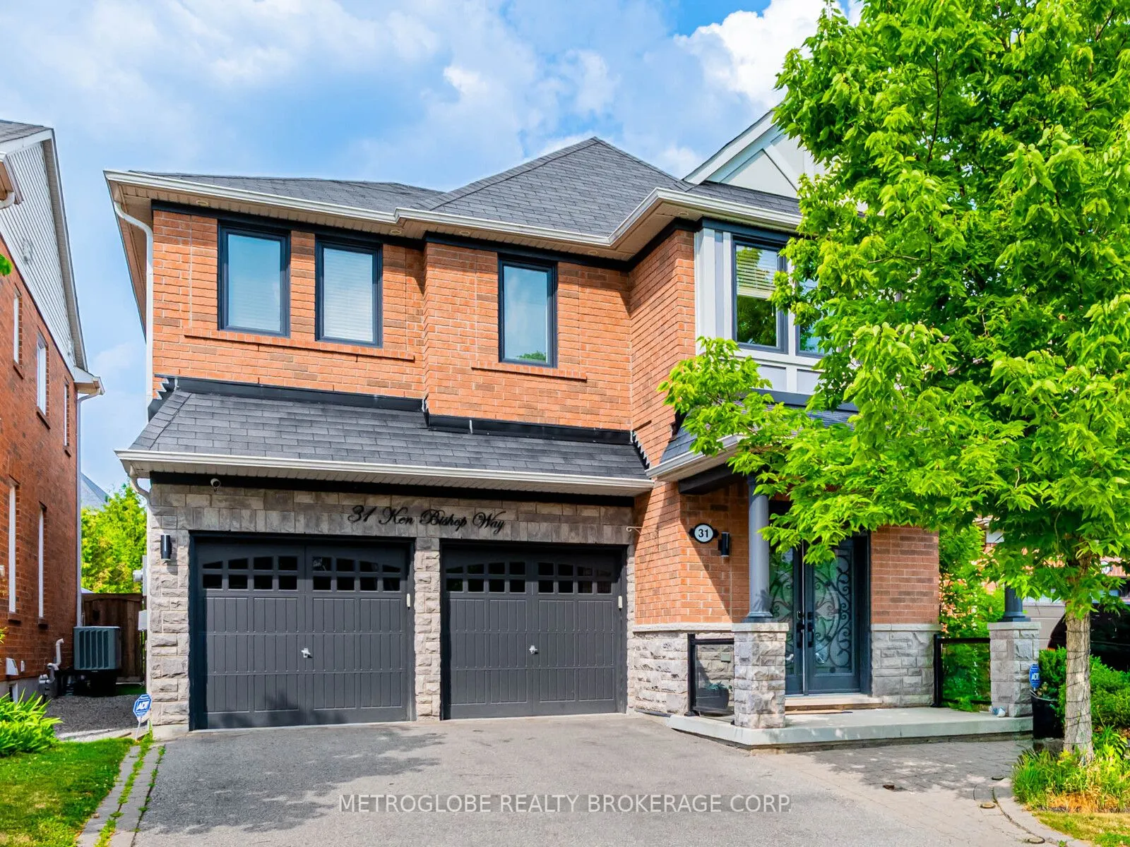 31 Ken Bishop Way, ON L3X 3J5